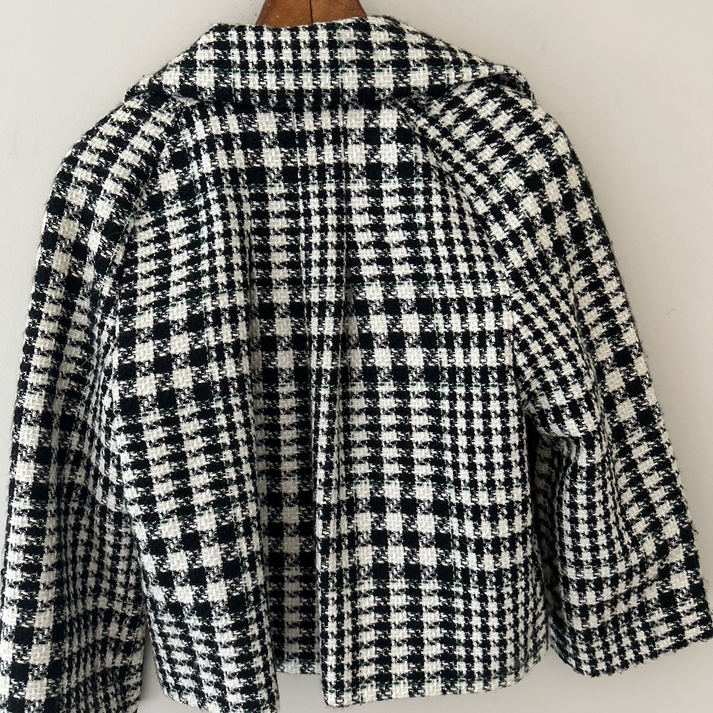 Allison Taylor size 12. Black and White houndstooth pattern